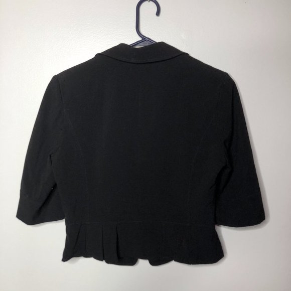 The Limited Womens Black Lapel Notch Neck 3/4 Sleeve Cropped Blazer Size 8 - Picture 2 of 4